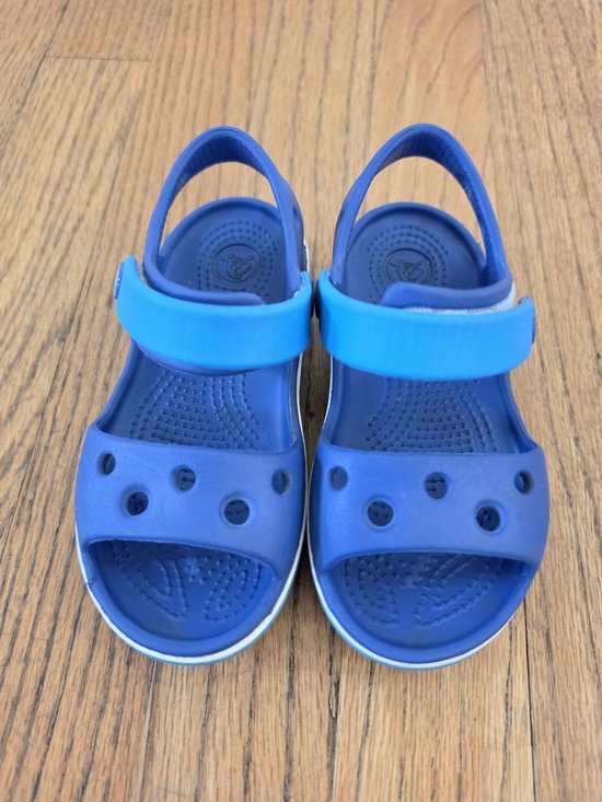 CROCS Other - CROCS Kids Two-Tone Blue Sandals with Velcro Strap Size 8C